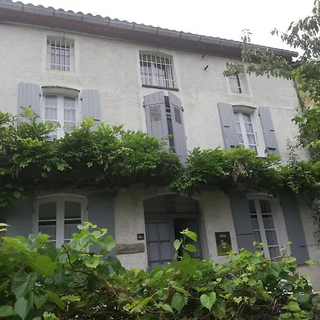 Chez Julou Et Rosalie A Holiday home Puilaurens
