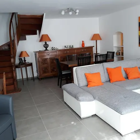 Holiday home Chez Julou Et Rosalie A *
