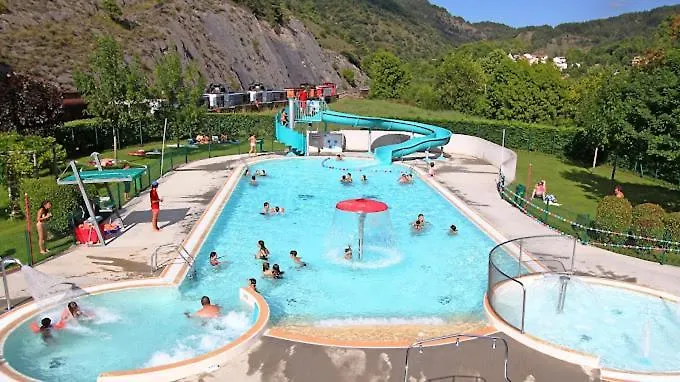 Chez Julou Et Rosalie A